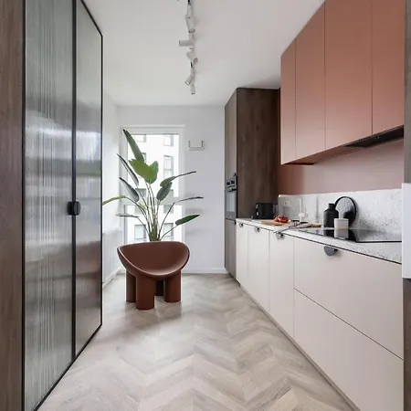 Deluxe Podskale 18 With Parking & Balcony In By Renters Prestige Cracovie