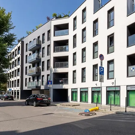 Deluxe Podskale 18 With Parking & Balcony In By Renters Prestige Appartement *